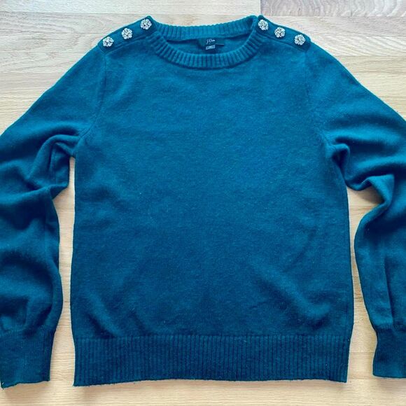 J.Crew Forest Green jeweled button Christmas Holiday Festive Lambswool Sweater M - Picture 1 of 5